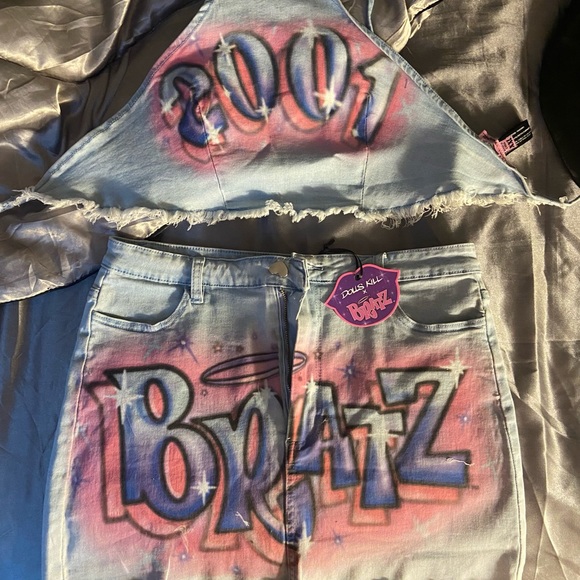 DOLLS KILL X BRATZ STRIKE A POSE DENIM SET(SOLD) - Picture 3 of 6